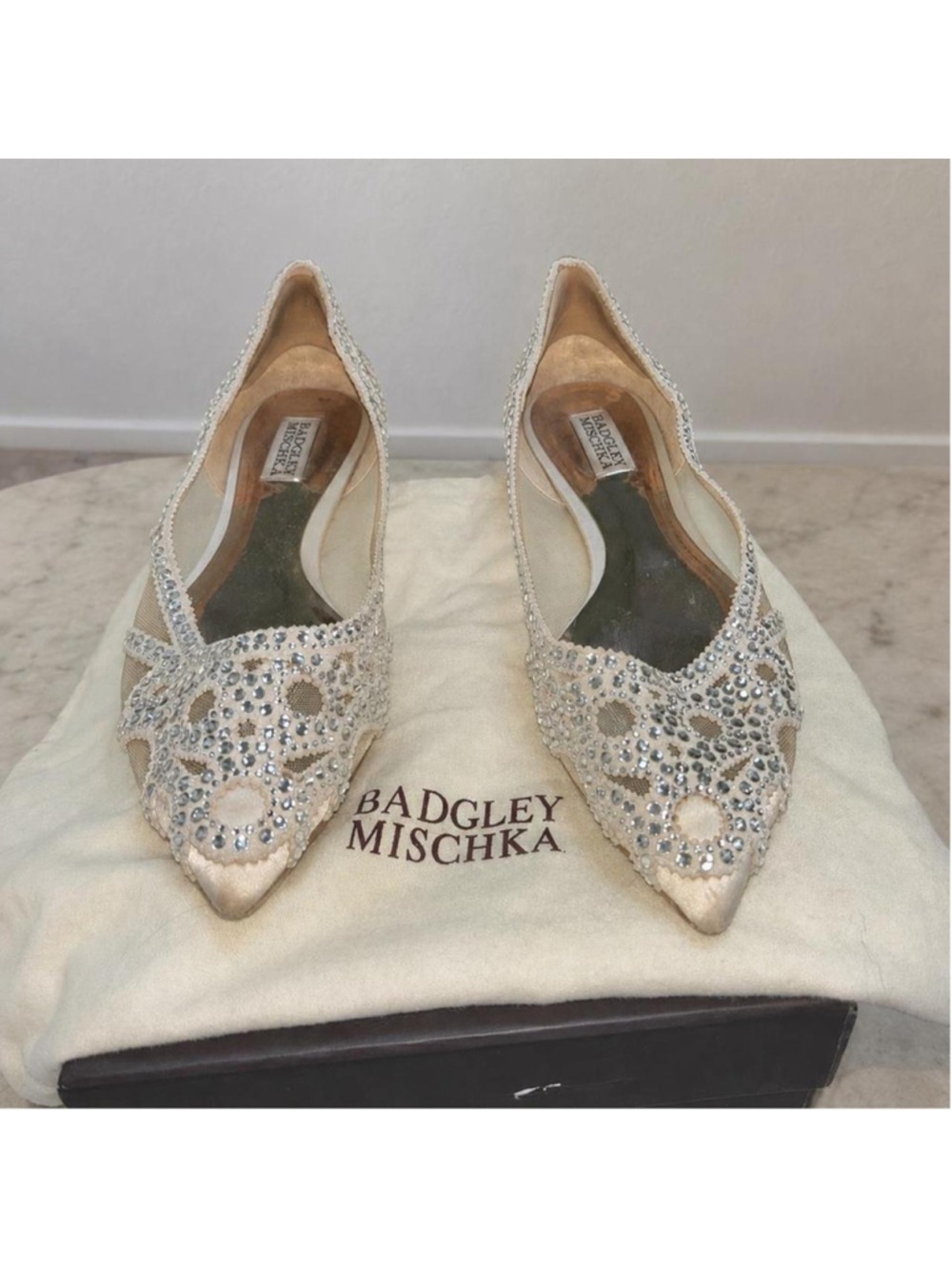 Badgley Mischka Rhinestone Embellished Pointed Toe Flats 8.5 Box Dust Bag Bridal